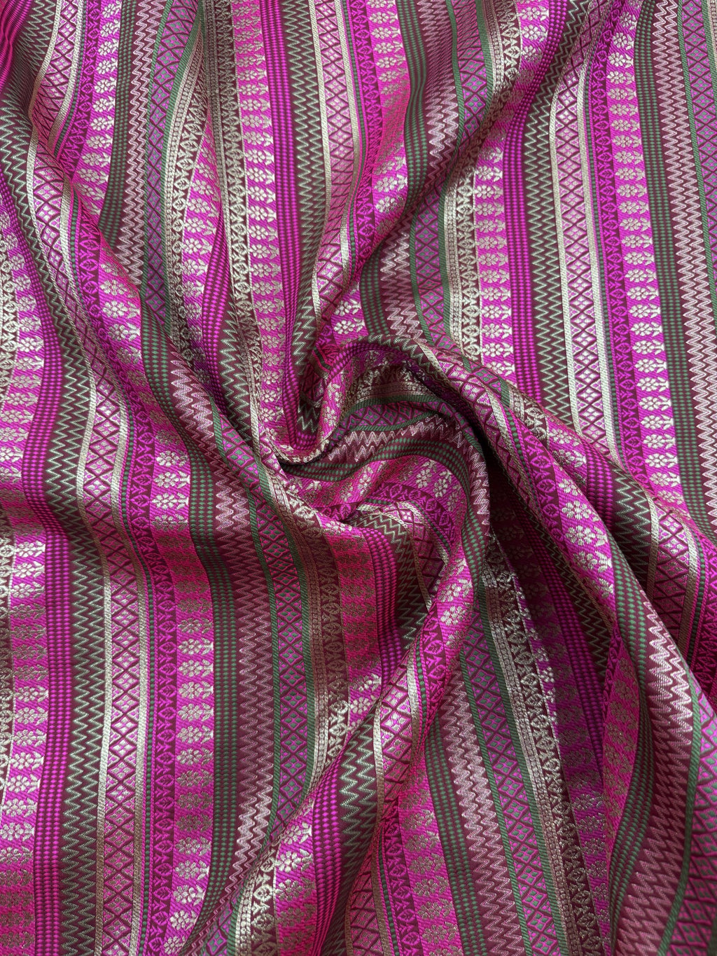 Brocade Fuchsia/Burgundy