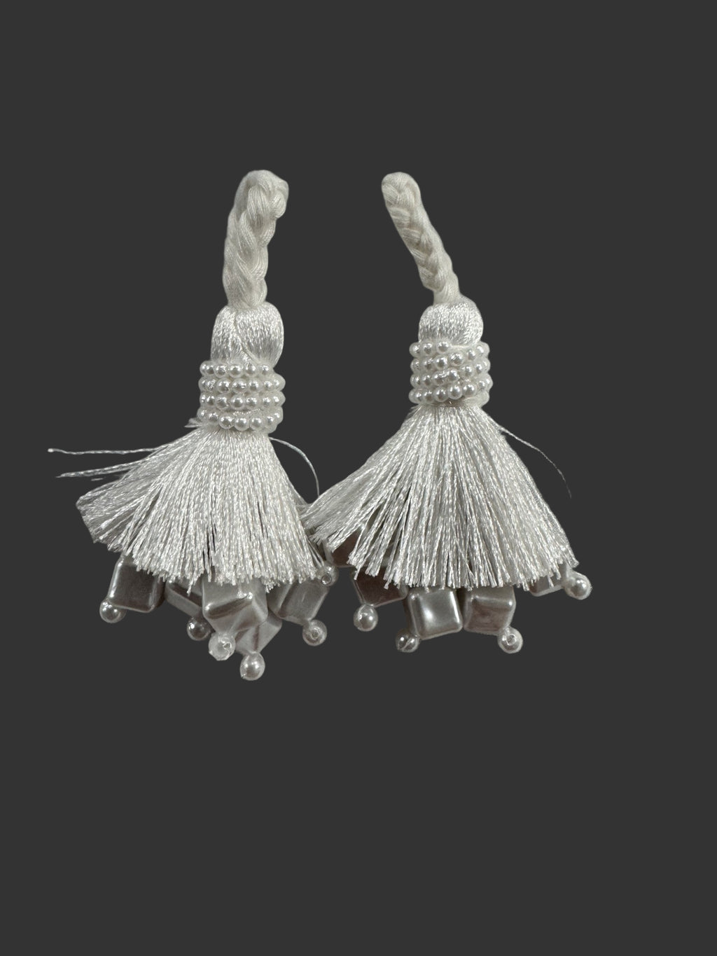 Tassels Pearl/Thread