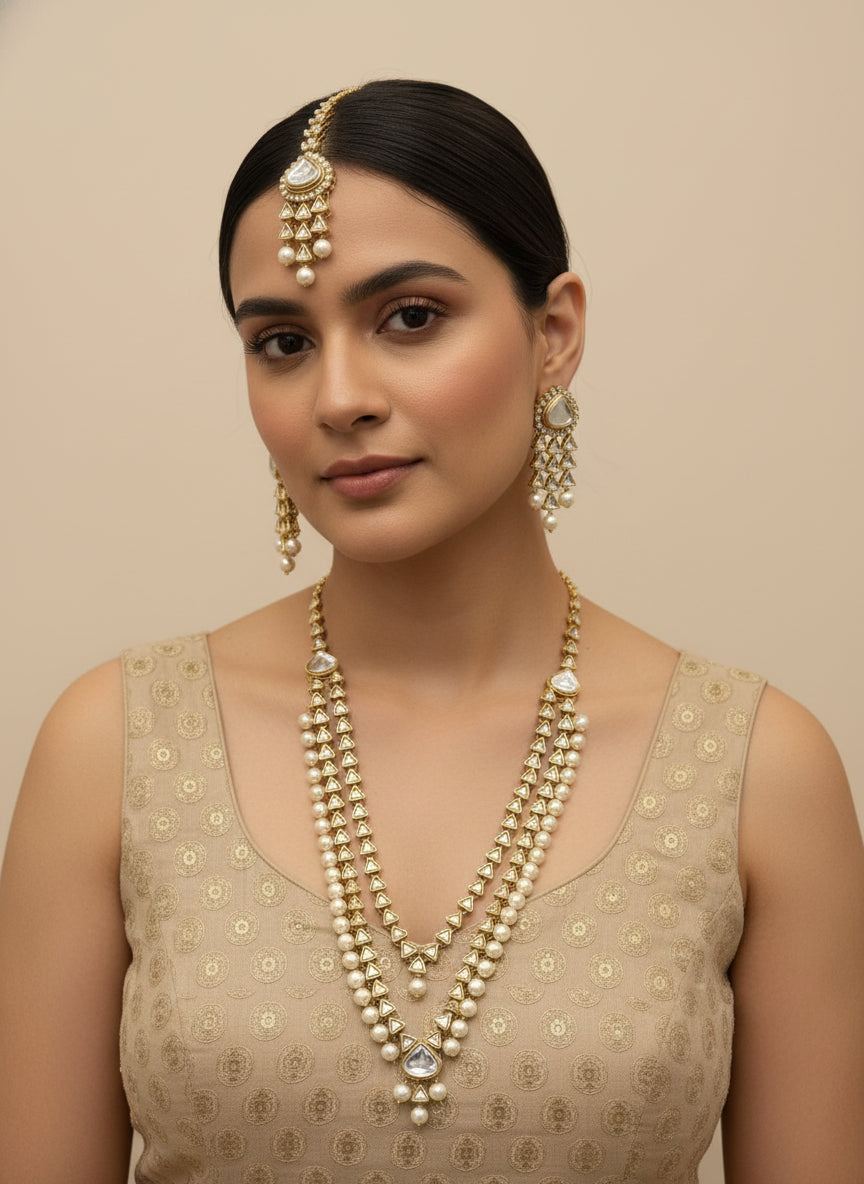 Long Haar Kundan Set with Earrings & Tika