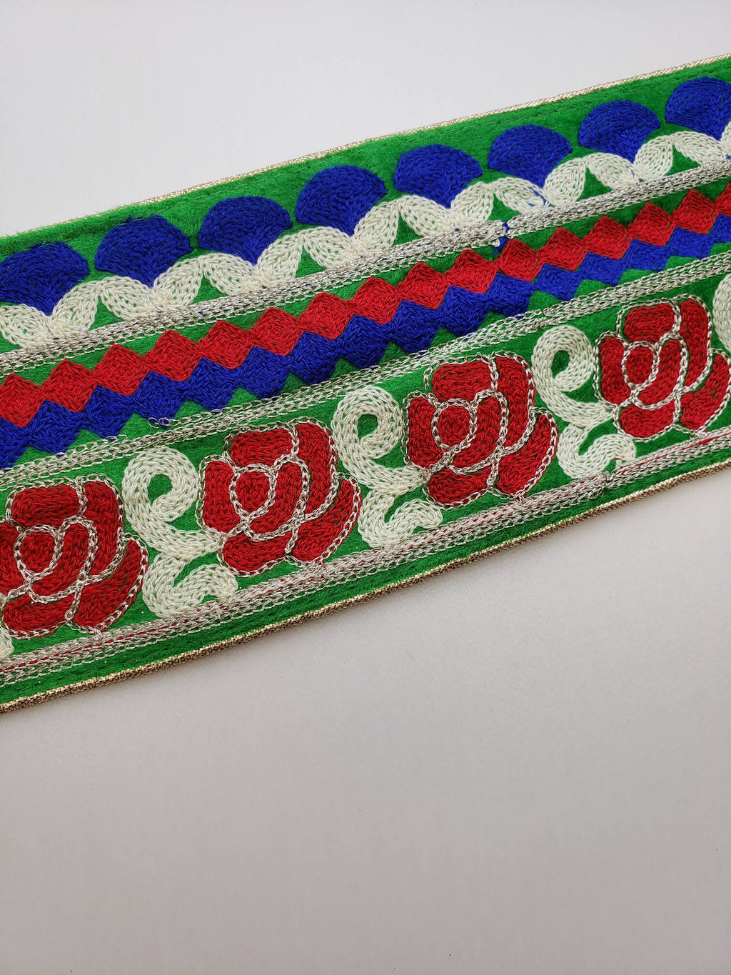 Wide Border Thread Emb.