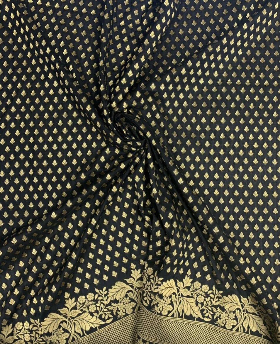 Brocade Black/Gold Border